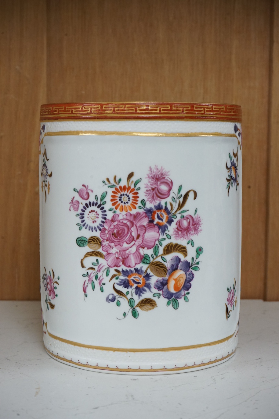 A Samson, Paris mug in Chinese export style and a Copeland Spode toby jug, Samson mug 14.5cm high.